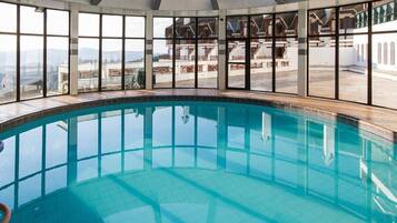 Apartment | Pool | Indoor pool