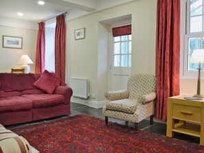 Living area - 2 bedroom accommodation in Ambleside (Ambleside)