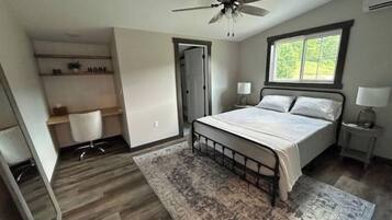 2 chambres, bureau, fer et planche à repasser, Wi-Fi gratuit