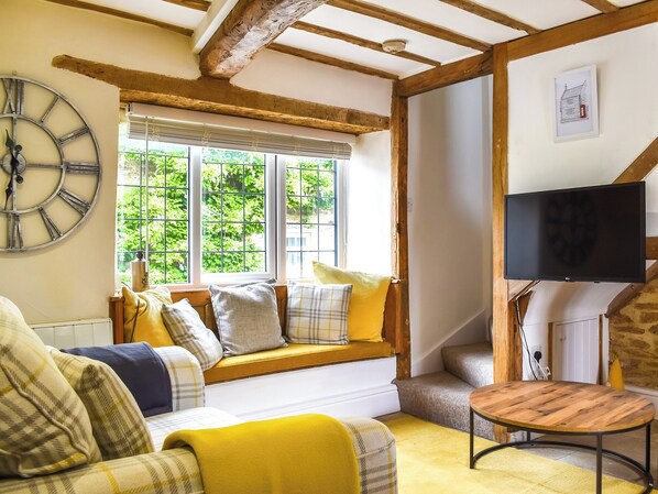 TV, fireplace - The Telephone Box at The Old Post Office (North Perrott, near Crewkerne)