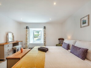 4 bedrooms, free WiFi, bed sheets