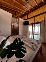 Cubrecamas, wifi gratis y ropa de cama 