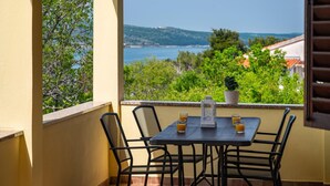 Apartment | 2 bedrooms - Apartments Mari - With View (Novigrad)