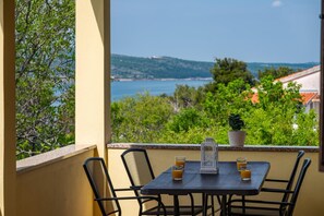 Room - Apartments Mari - With View (Novigrad)