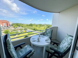 Outdoor dining - Haus Lord Nelson Döse Wohnung 406 (Cuxhaven)