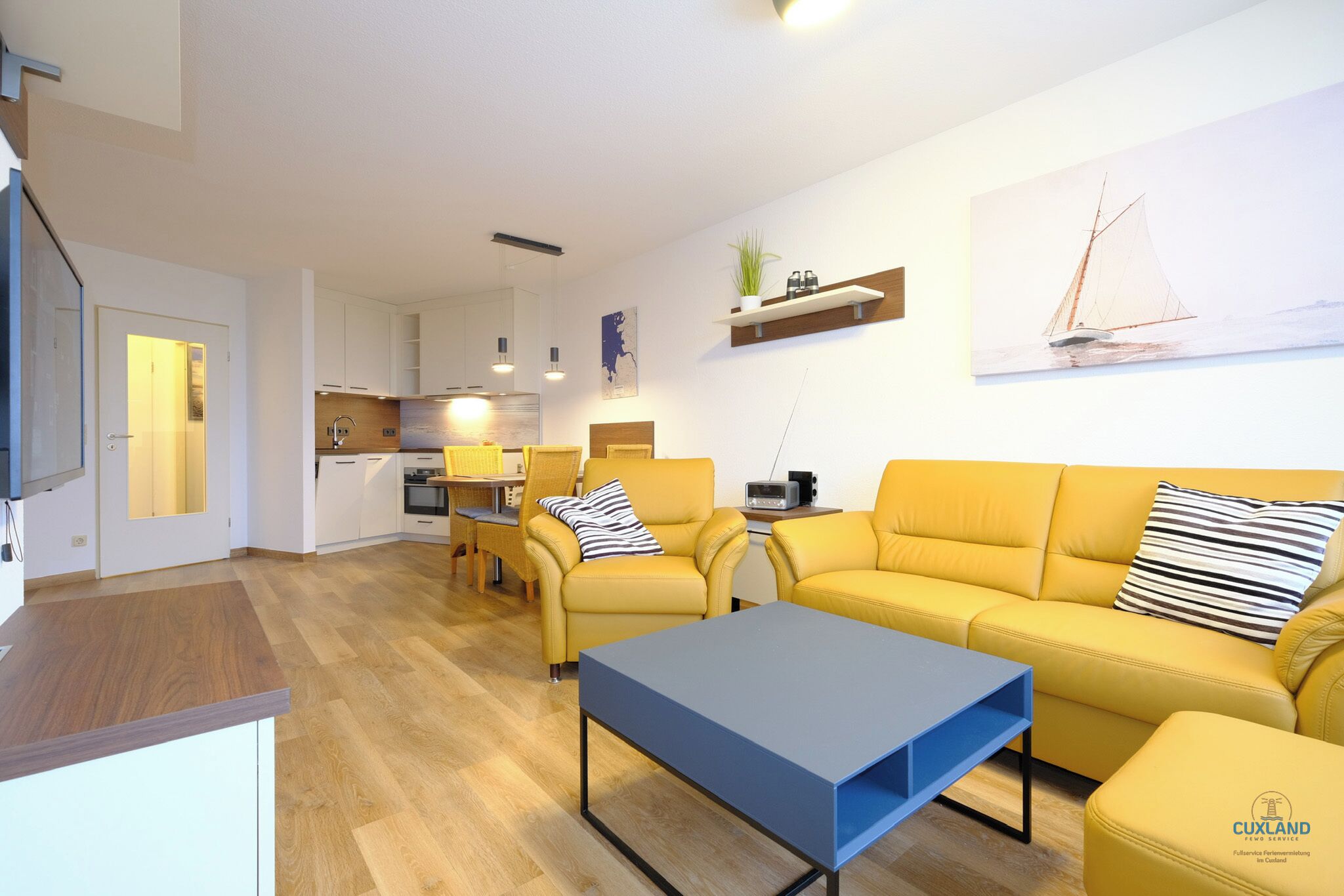 Tv, bordtennisbord, stereoanlæg