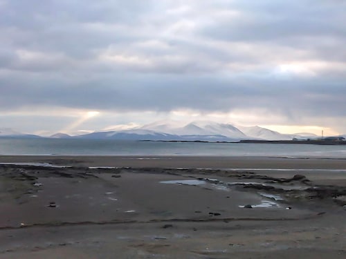 2 bedroom accommodation in Ardrossan, near Ayr