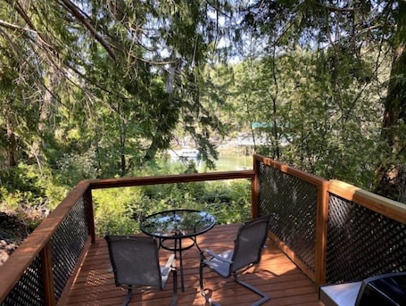 Outdoor dining. Third Eagle Inn