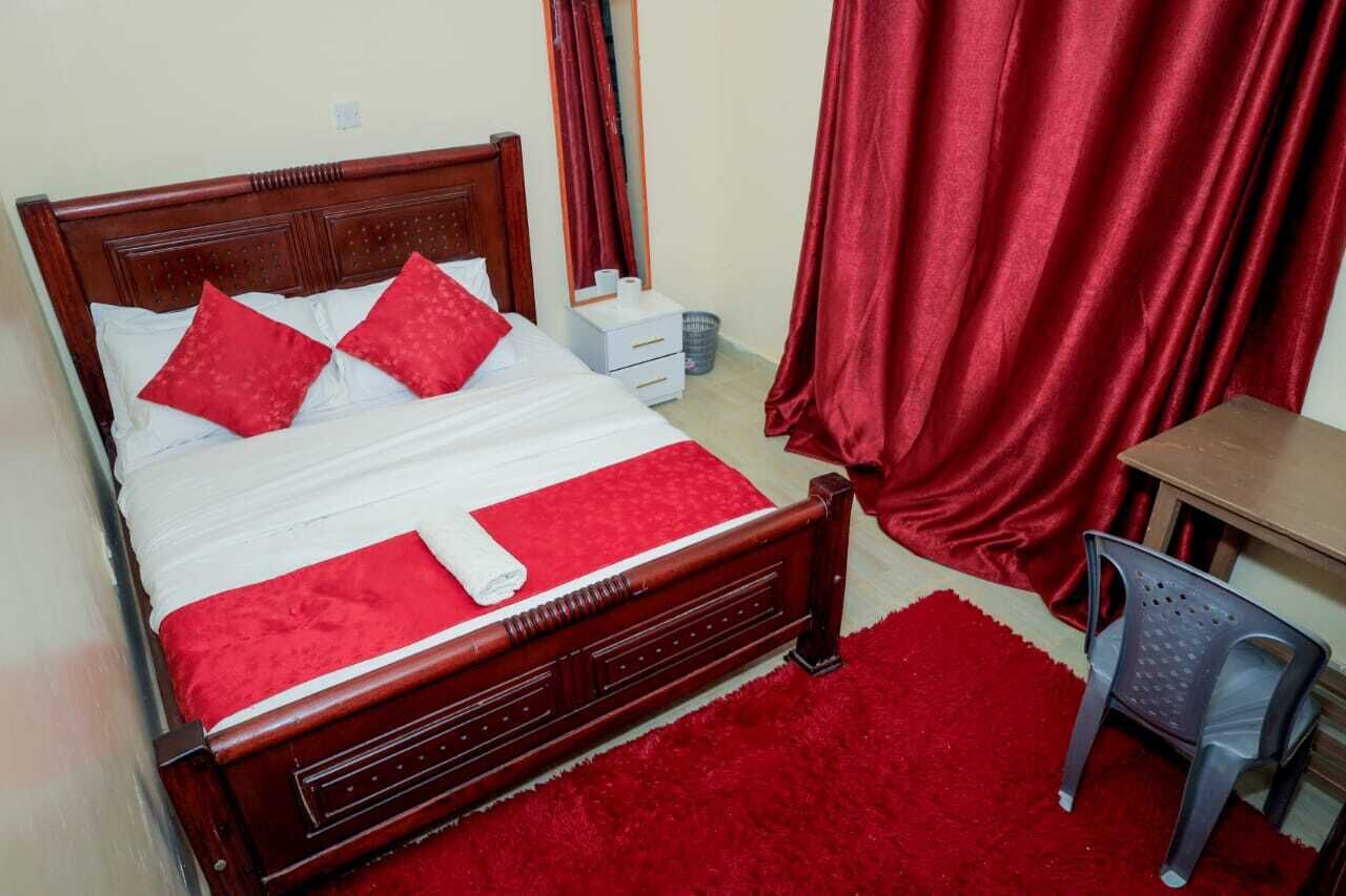 2 室のベッドルーム、アイロン / アイロン台、WiFi、ベッドシーツ