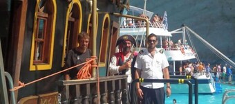 Experience the royal cruise in Zakinthos