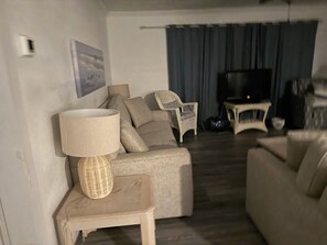 Smart TV - Beautiful Beach House In Fort Morgan !  (Gulf Shores)