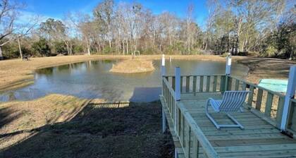 Aunt Lucille's Place - Little House on a Pond