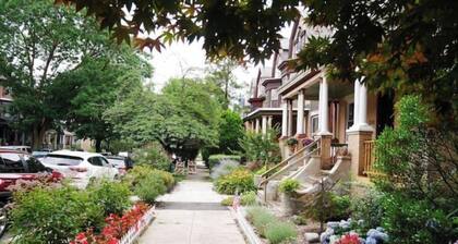 Spacious & Cozy (1 King+2 Queen)-University City
