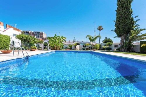 Family Apartment with Pool by Costarentals - Ref 218