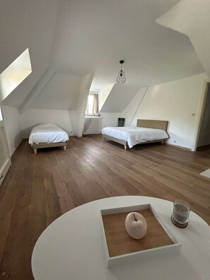 5 bedrooms, WiFi, bed sheets - Manoir Élégant, à 1km de la Baie D'authie (Groffliers)