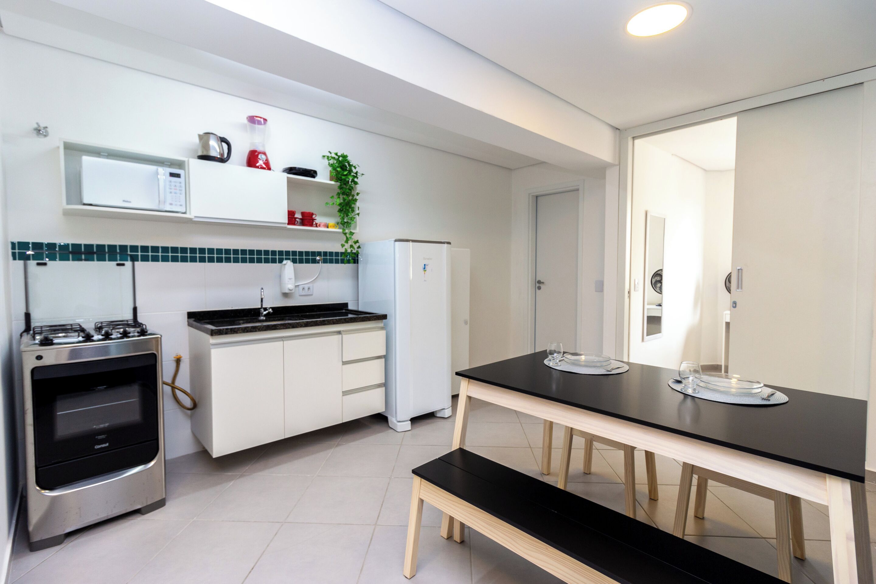Executive Studio | Private kitchen | Fridge, microwave, coffee/tea maker, electric kettle