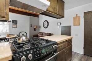 Basic Cabin | Private kitchen