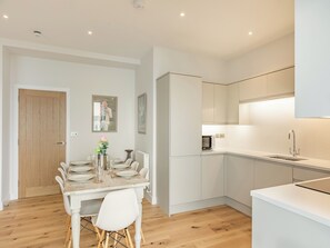 Imagen sin descripción, 5 de 21, botón