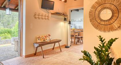 Chalet da Nogueira, a Home in Madeira