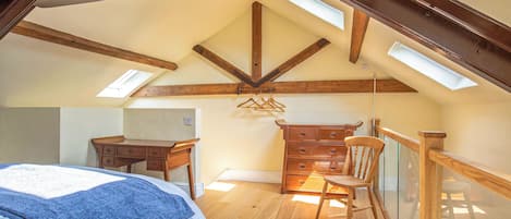 1 bedroom, WiFi (free), bed sheets