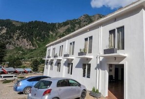 Ubetjent parkering (inkludert)