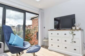 TV, offices