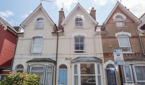 Exterior - Granville Coast (Cowes)