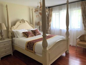 3 camere