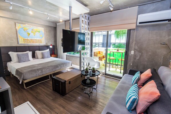 Estúdio clássico | Escrivaninha, Wi-Fi de cortesia