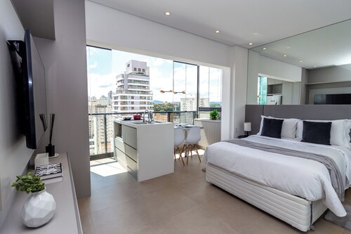 360 VN Capote Valente by Housi