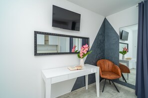 Interior - Mata Family Apartments - Deluxe Two bedroom Apartment with Terrace and Sea View (Molunat)