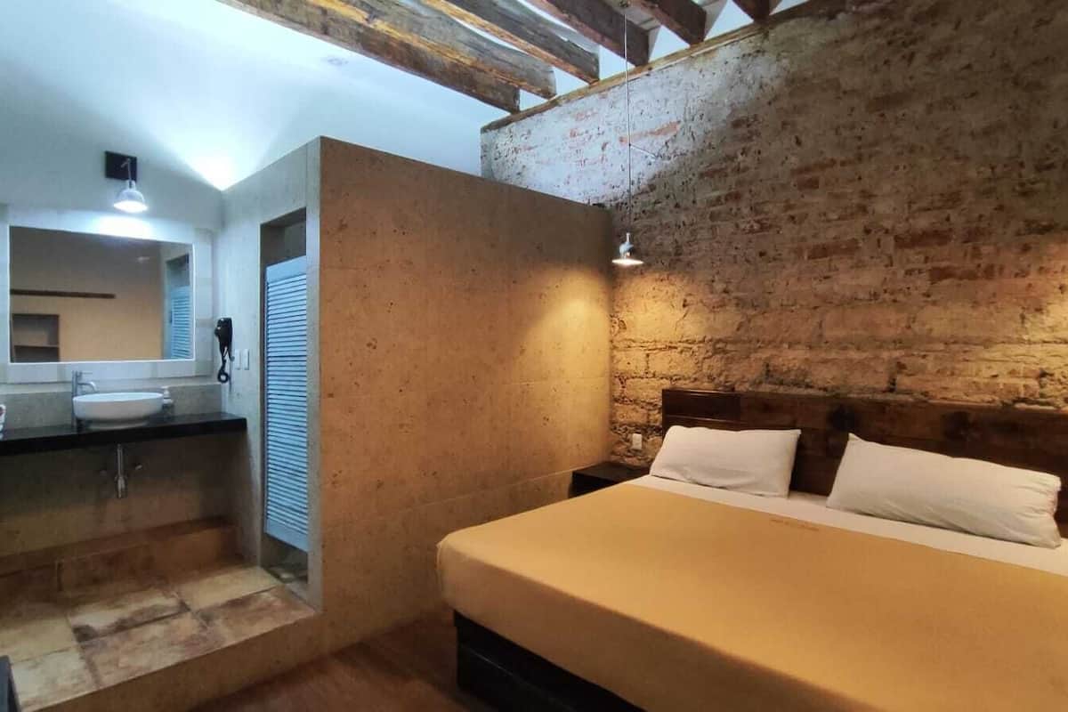 Room, 1 King Bed | 1 bedroom, down comforters, individually decorated