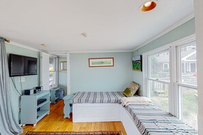 1 soverom, internettilgang og sengetøy