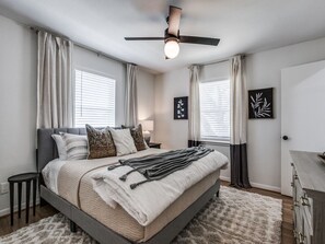 Room - Bright and Spacious 3 BR 2 BR (Rockwall)