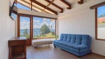 Family Cabin | Living area
