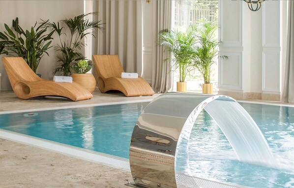 Piscine couverte