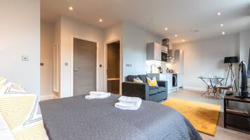 1 bedroom, iron/ironing board, WiFi, bed sheets