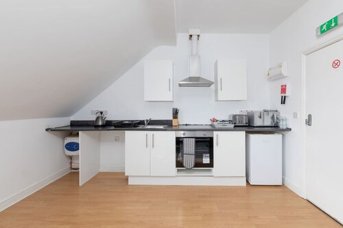 No 4 Thornhill house