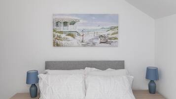 1 bedroom, desk, iron/ironing board, free WiFi