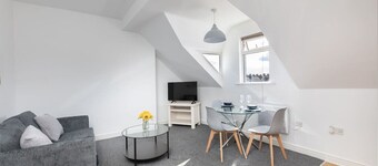 No 4 Thornhill house