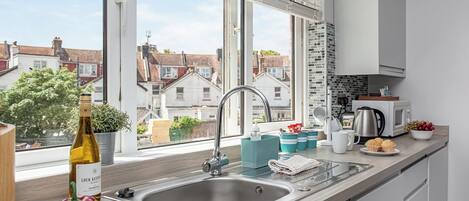 Lave-vaisselle, chaise haute