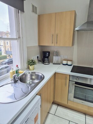 Fridge, microwave, oven, dishwasher