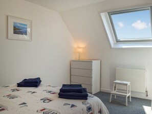3 chambres, accès au Wi-Fi (inclus), literie fournie