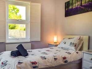 3 bedrooms, free WiFi, bed sheets - Seaview Cottage - UK44707 (Amroth, near Saundersfoot)