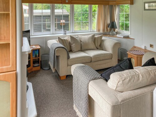 Marsh Corner Van - UK44668
