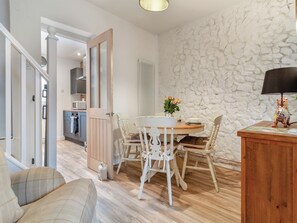 Dining - 3 bedroom accommodation in Heacham (Heacham)