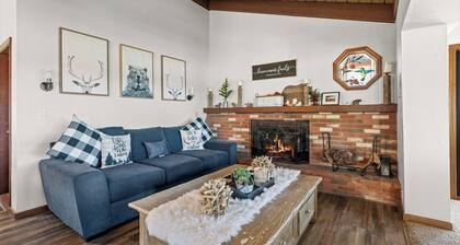 Grand Lakefront Escape