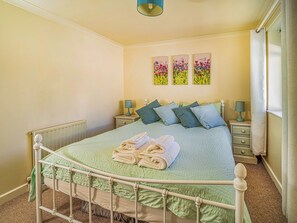 1 bedroom, free WiFi, bed sheets