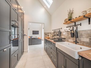 Geschirrspüler, Hochstuhl