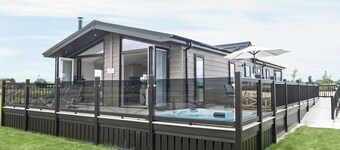 Captain Cook Lodge - UKC4062